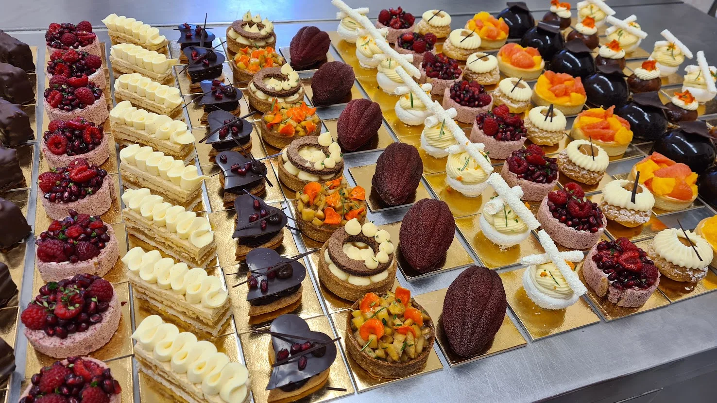 Moderní dezerty - klasická cukrařina v moderním pojetí